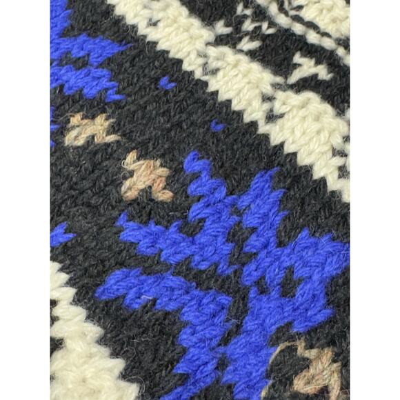 Vintage 80's GAP Men's Wool XL Black Red Green Gray Ivory Fair Isle Sweater - Picture 9 of 14